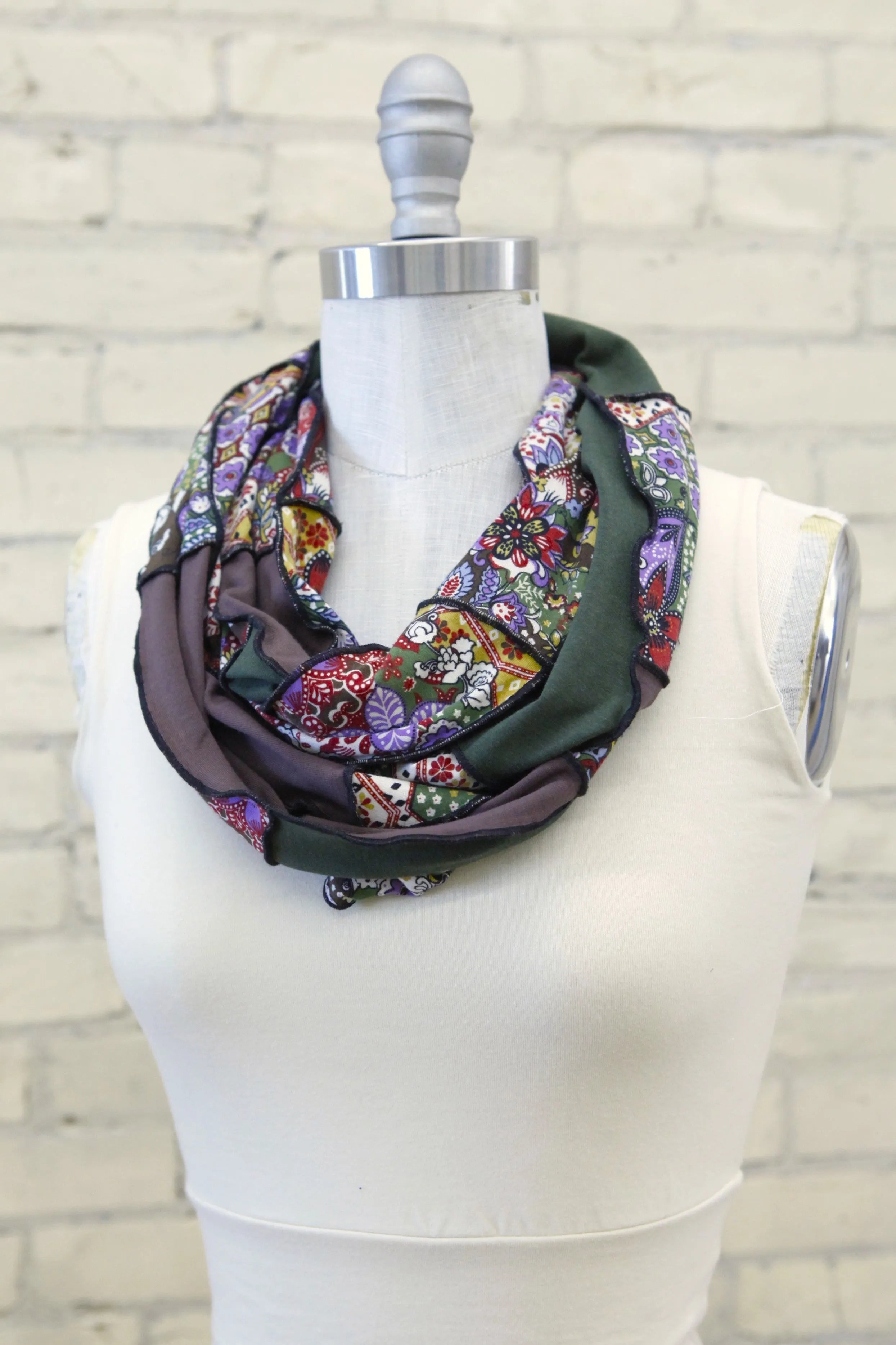 Fall of Love Infinity Scarf