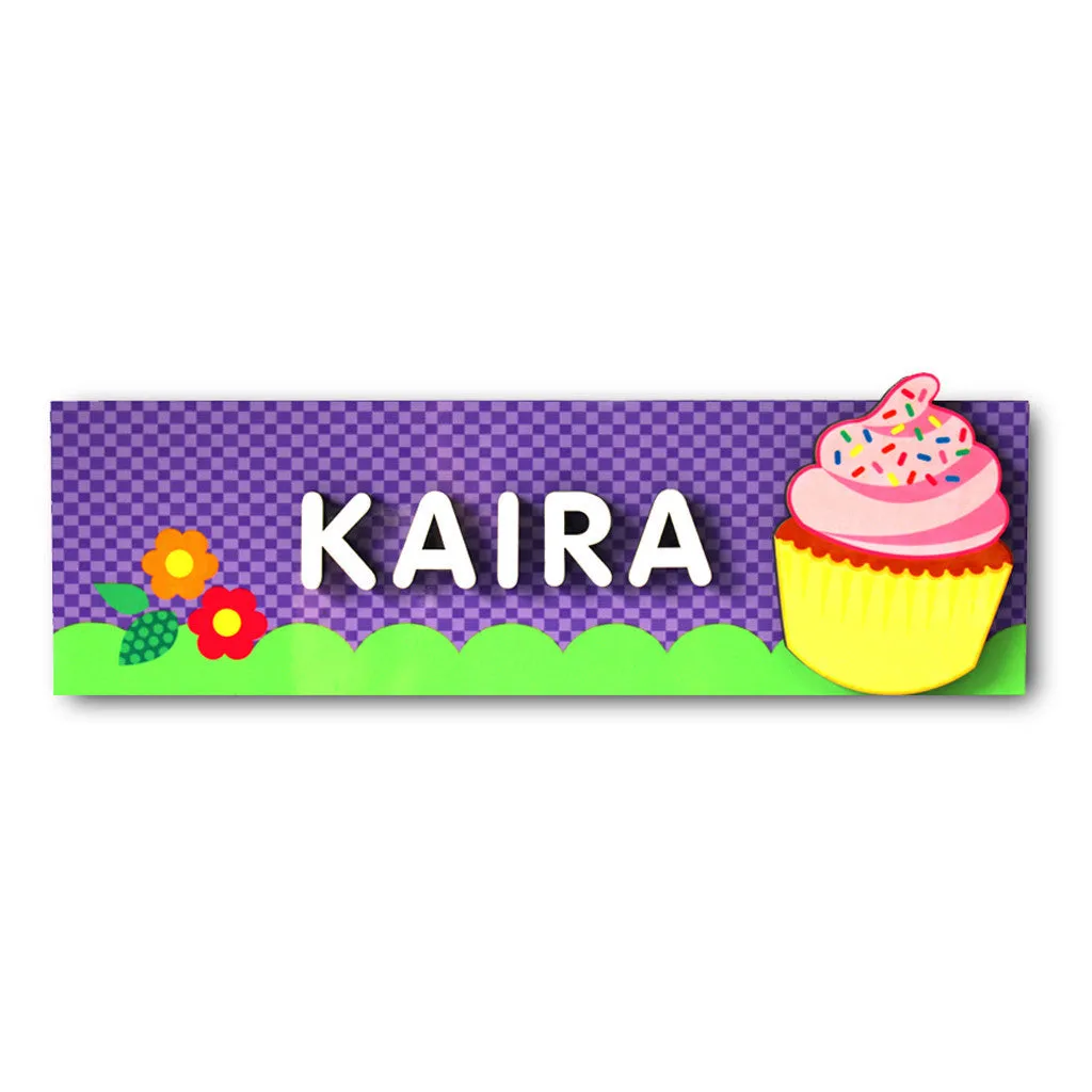 Name Plaque <br> Cupcake