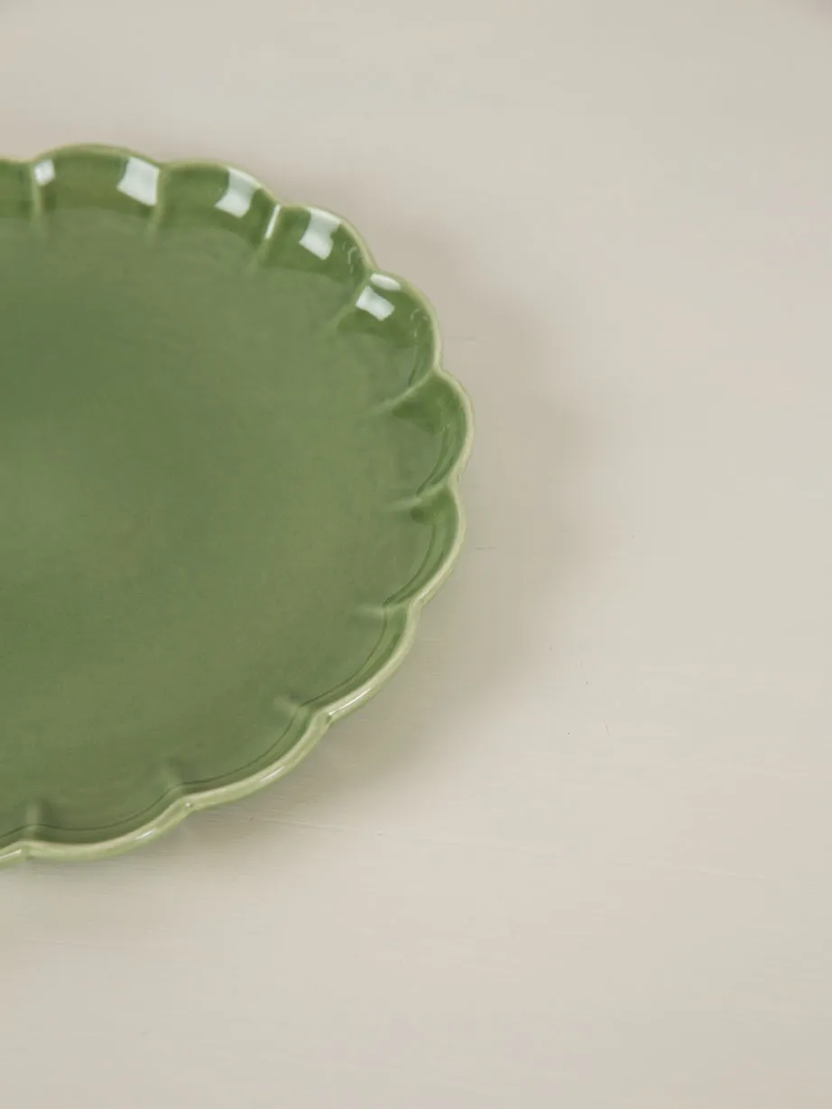 Petal Cake Plate